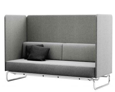 Graues Thonet 2-Sitzer Sofa mit hohen Seitenwänden und Kissen auf einem Chromgestell.